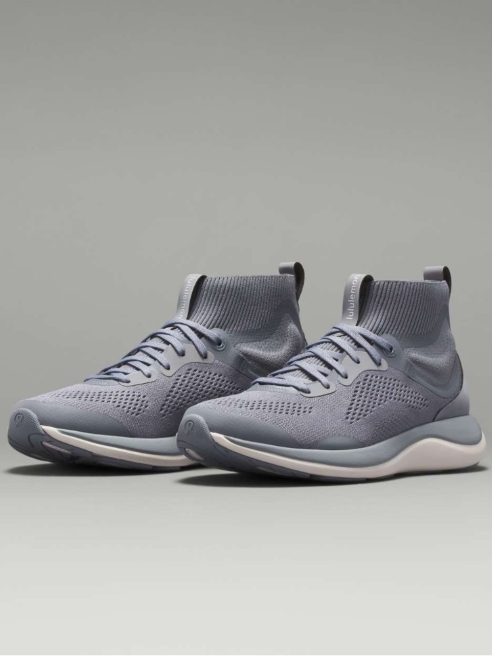Lululemon • Chargefeel Mid Womens
Workout Shoe • Size 9.5